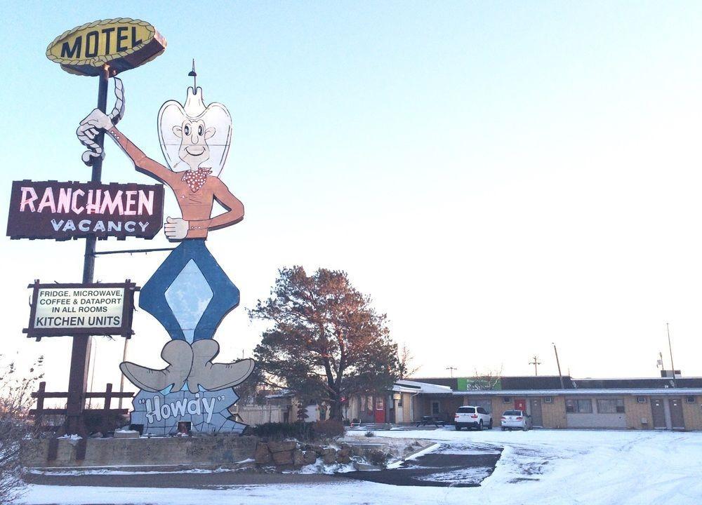 Ranchmen Motel Medicine Hat Eksteriør bilde